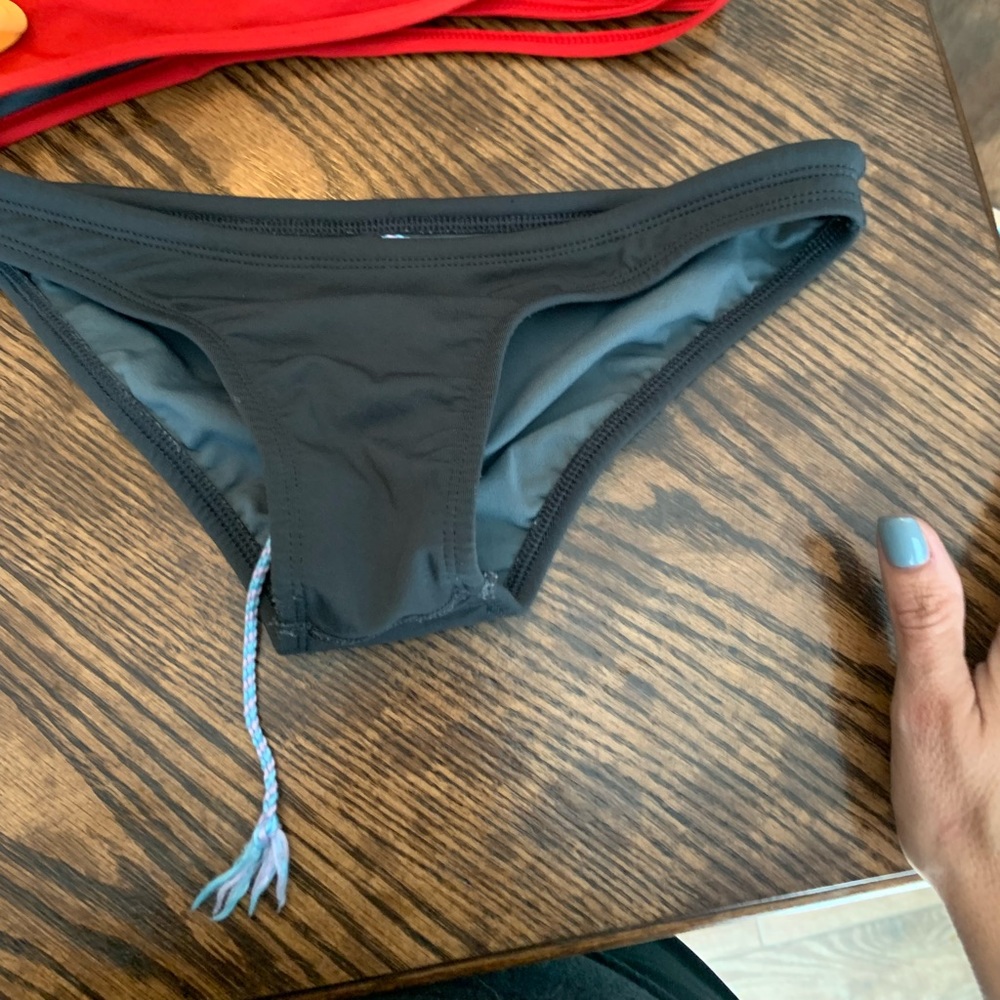 Jolyn bottoms gray size small
